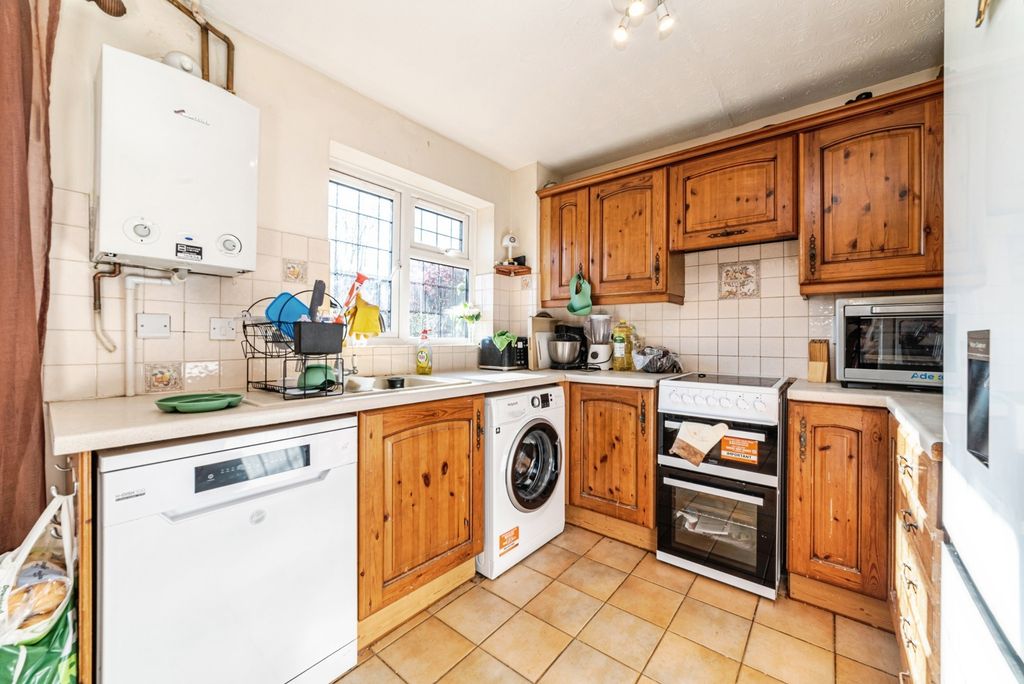 Property photo 3 of 7 Pbox-Img.Jpg