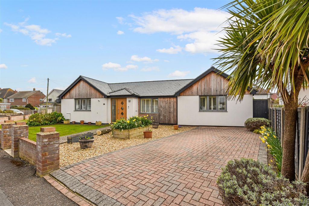 Property photo 1 of 22 Ph29_5810234.Jpg