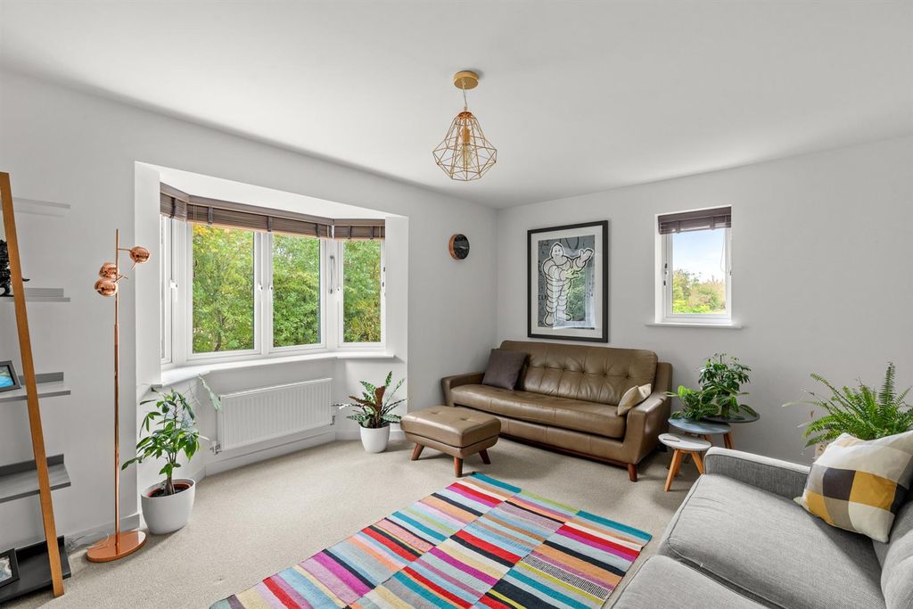 Property photo 2 of 25 17-Lavenderdrive-025.Jpg