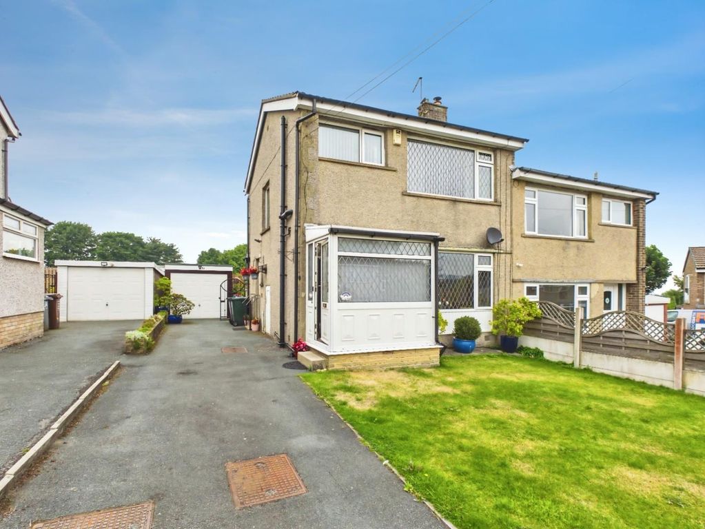 Property photo 1 of 14 3B46480A-Cam01268G0-Pr0513-Still001.Jpg