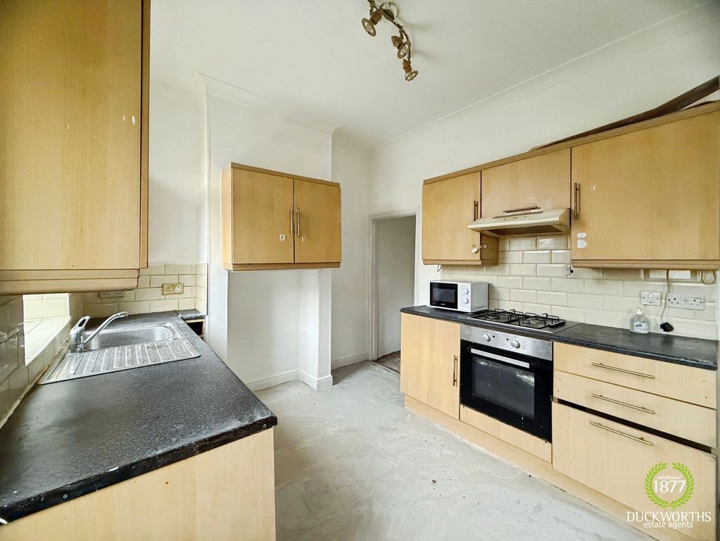 Property photo 3 of 8