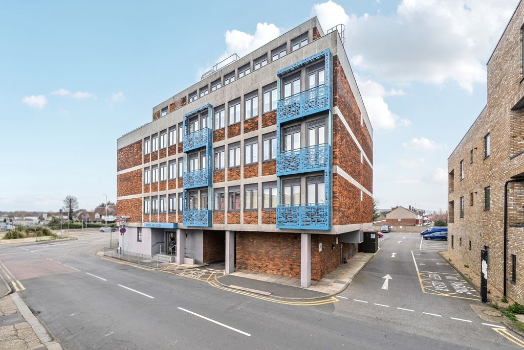 Property photo 1 of 8 1