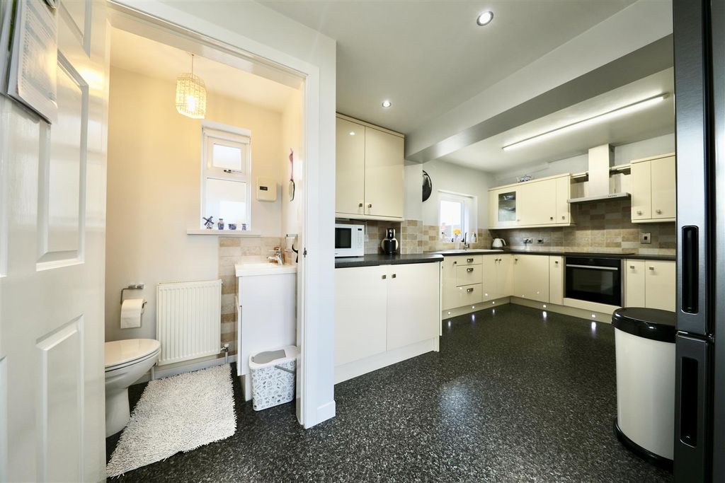 Property photo 3 of 32 0A4A2539.Jpg