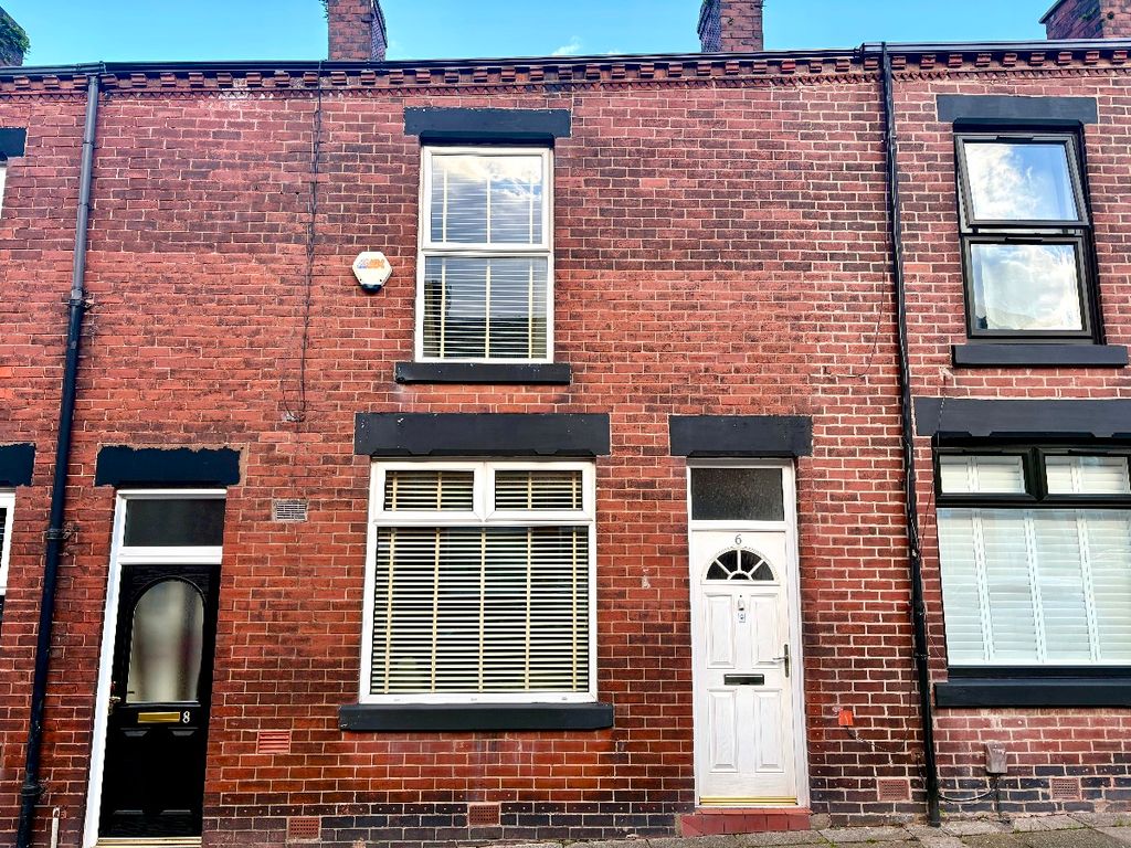 Property photo 1 of 16