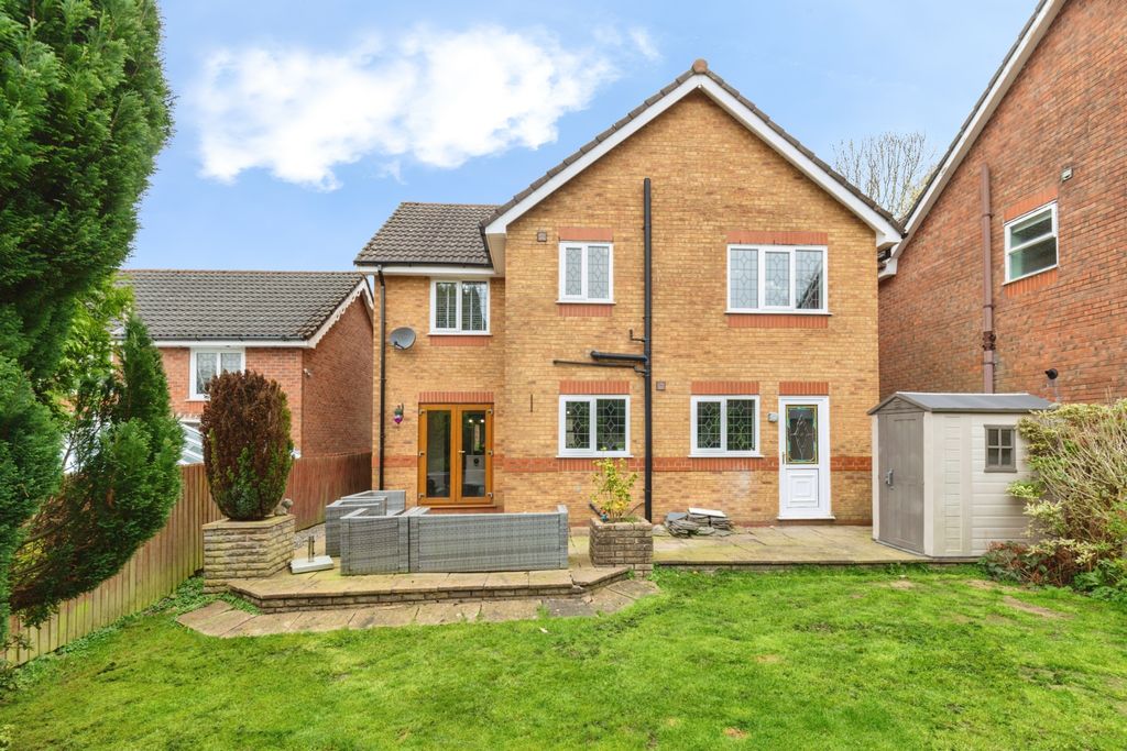 Property photo 2 of 18