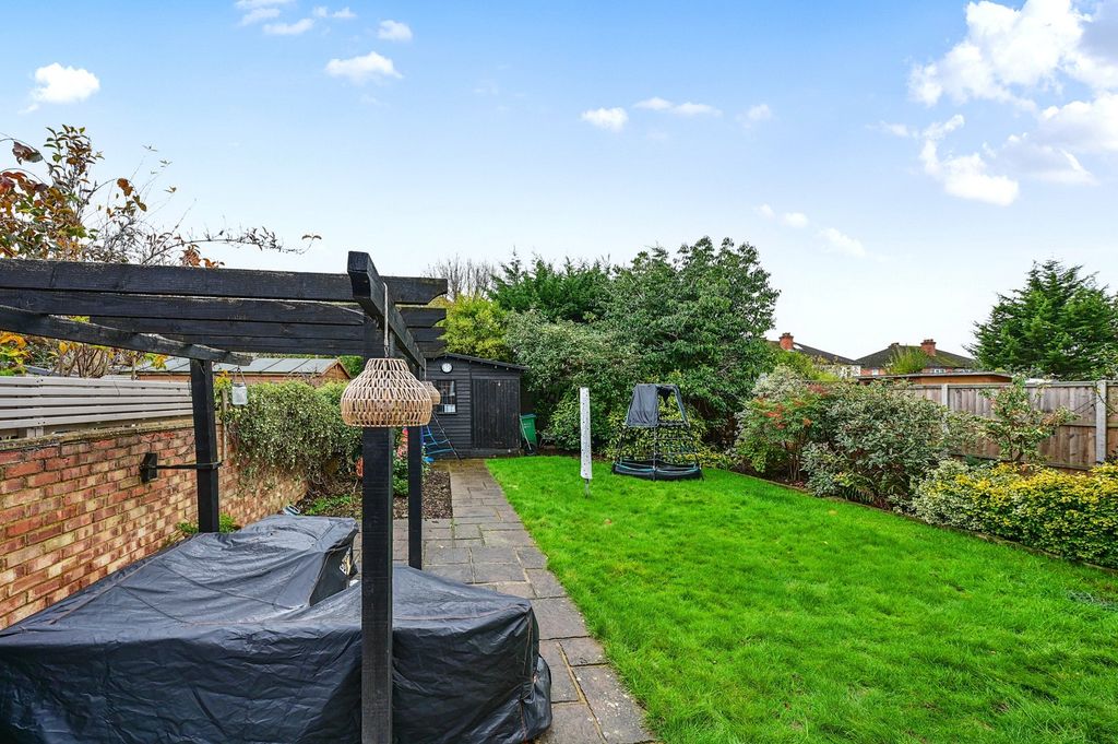 Property photo 3 of 18 Picture No. 11