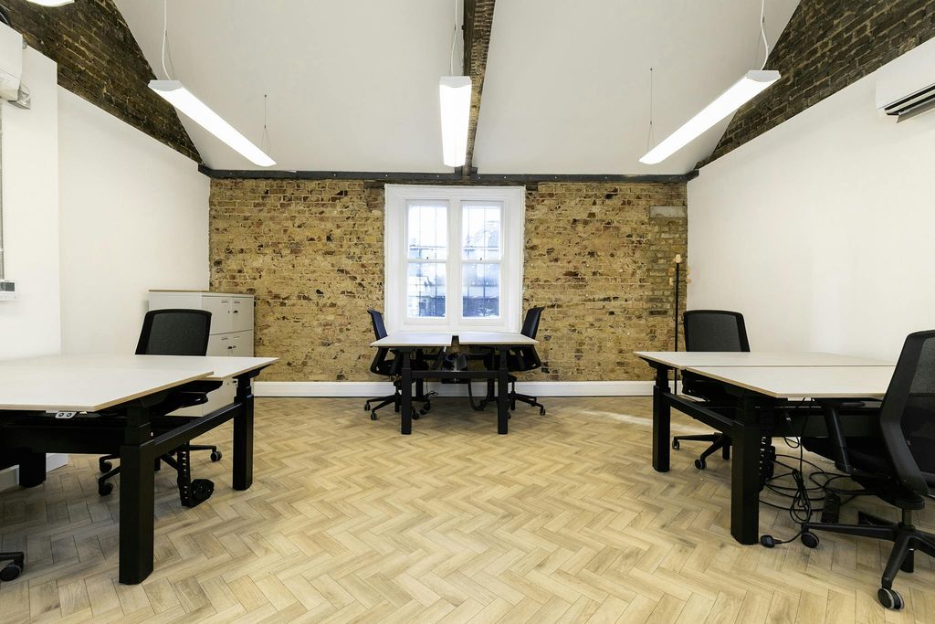 Property photo 2 of 6 21 Liverpool Street 6.Jpg