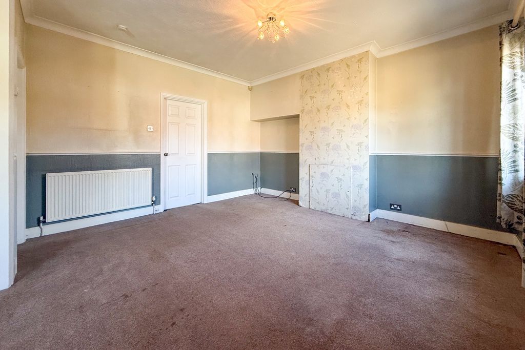 Property photo 2 of 14 5083885