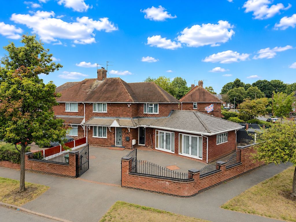 Property photo 1 of 29