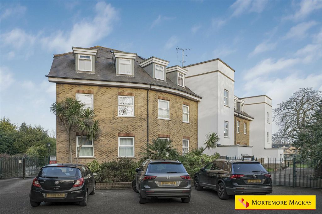 Additional image 31 of 2 bed flat for saleVillage Road, Enfield EN1