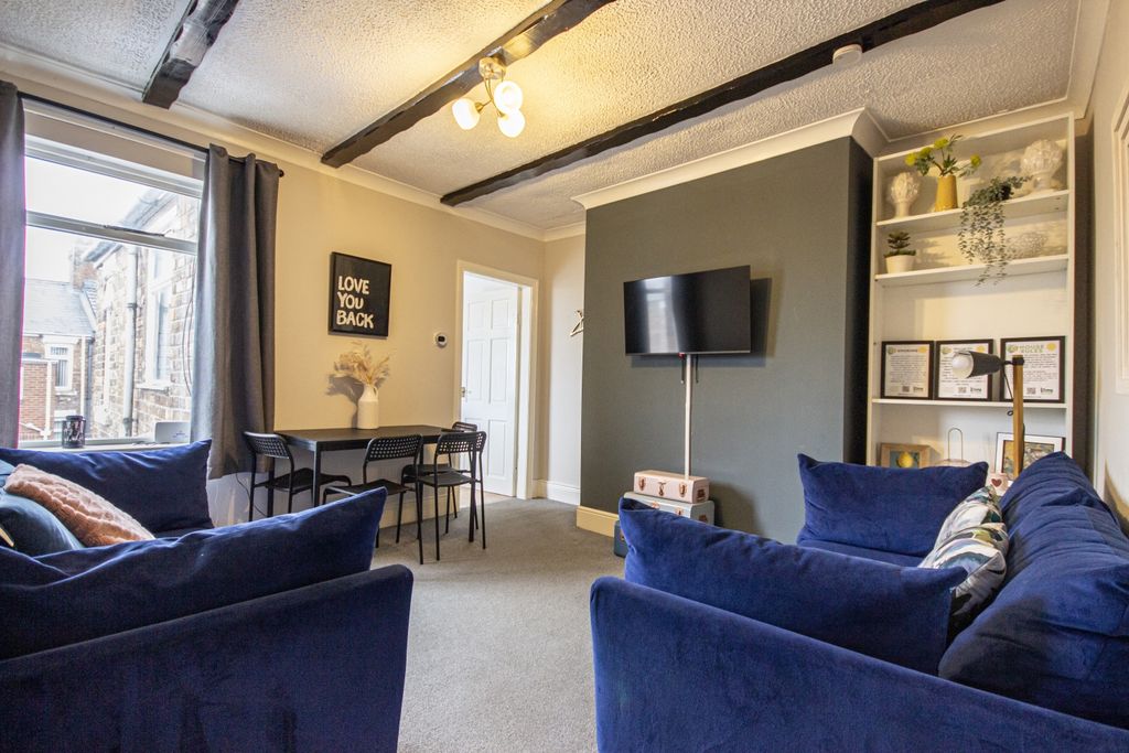 Property photo 2 of 12 2