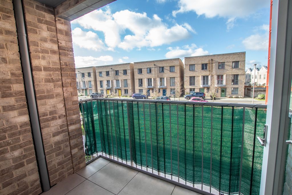 Property photo 3 of 12 Balcony