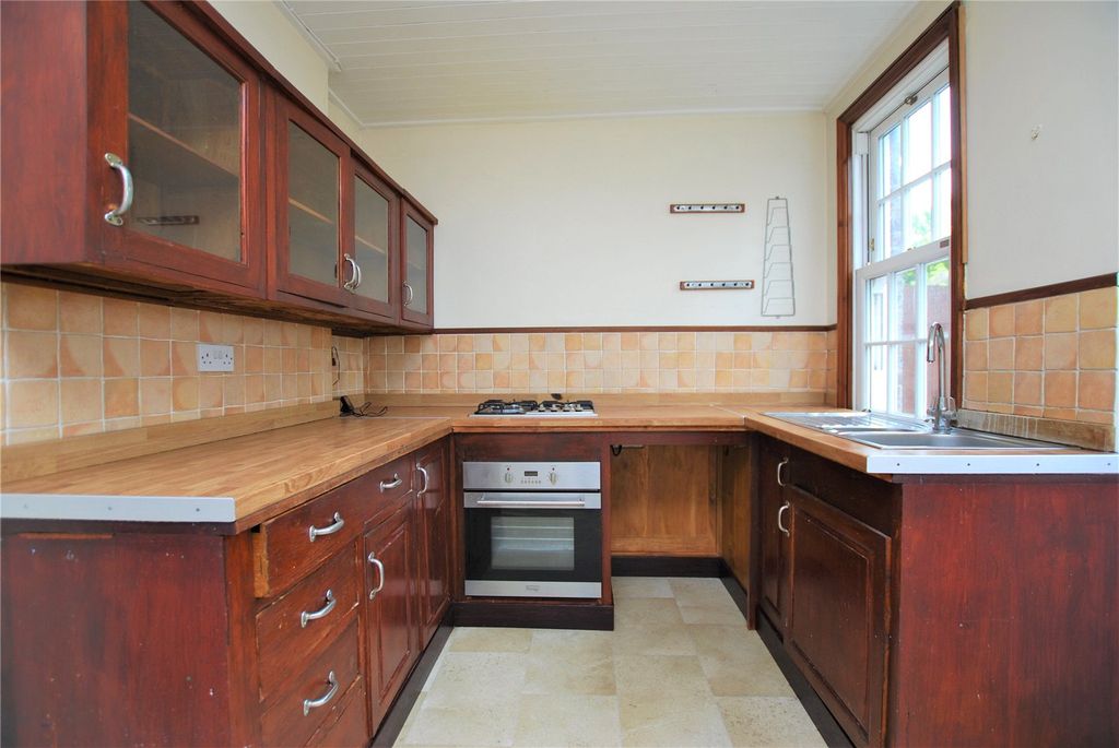 Property photo 2 of 9 Picture No. 04