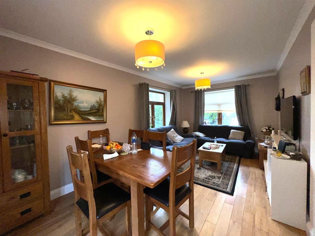 Property photo 2 of 17 5.Jpg