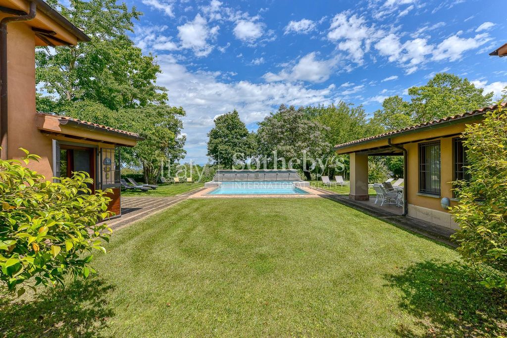 Property photo 3 of 52