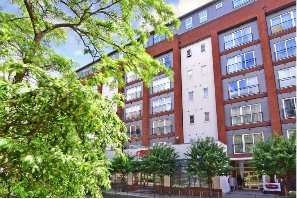 Property photo 2 of 10 External