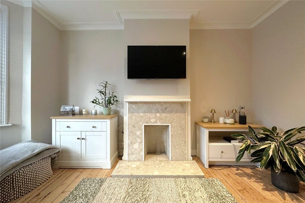 Property photo 3 of 18 Picture No. 19