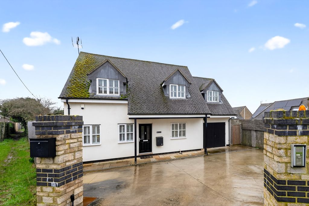 Property photo 1 of 20