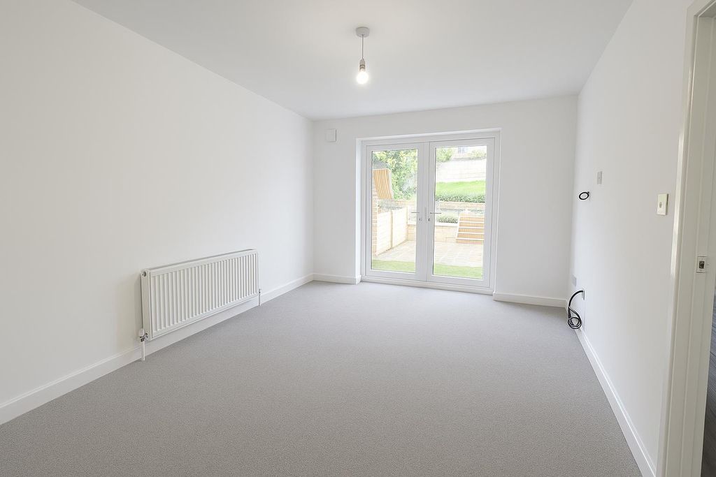 Property photo 3 of 13 Living Room