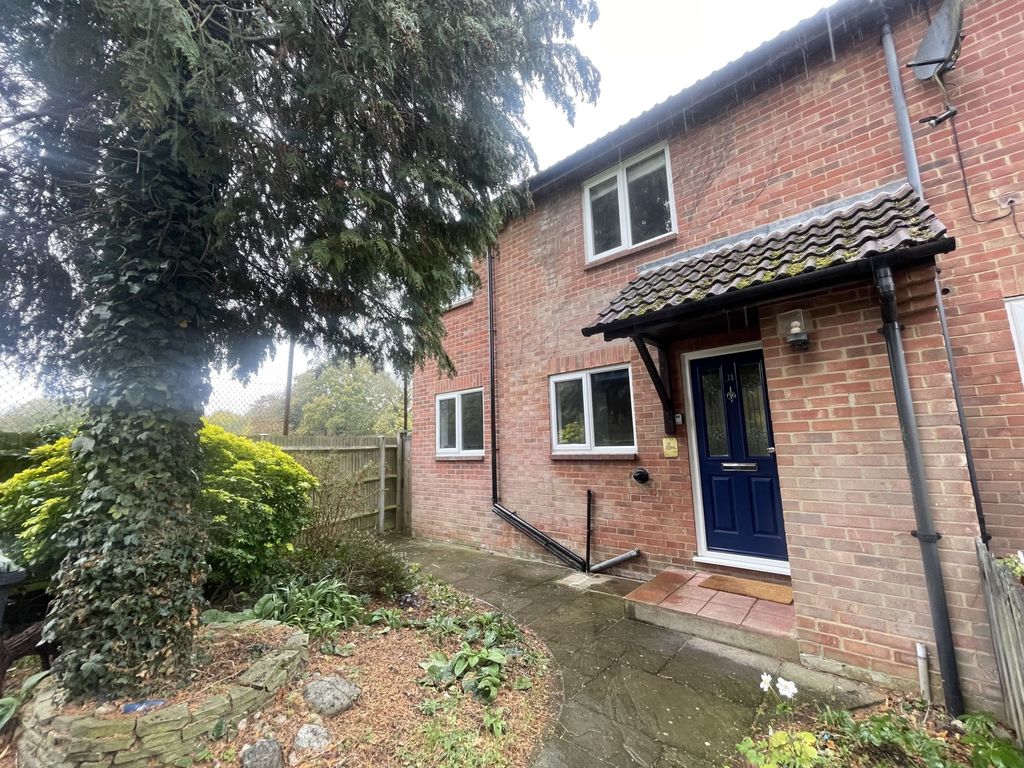 Property photo 1 of 17 Photo 16