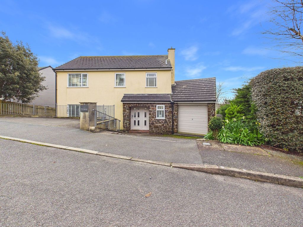 Property photo 1 of 25