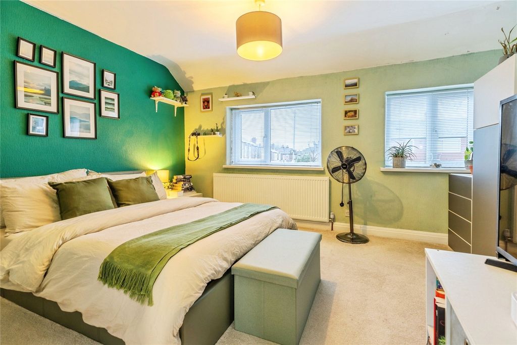 Property photo 3 of 16 Picture No. 07