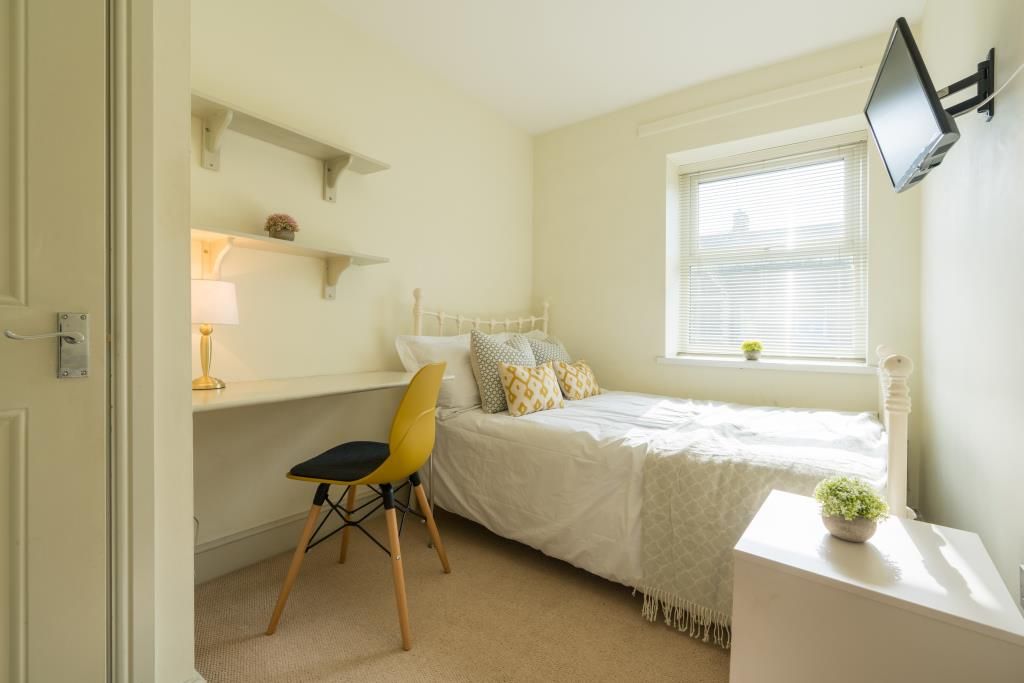 Property photo 2 of 14 Photo 1