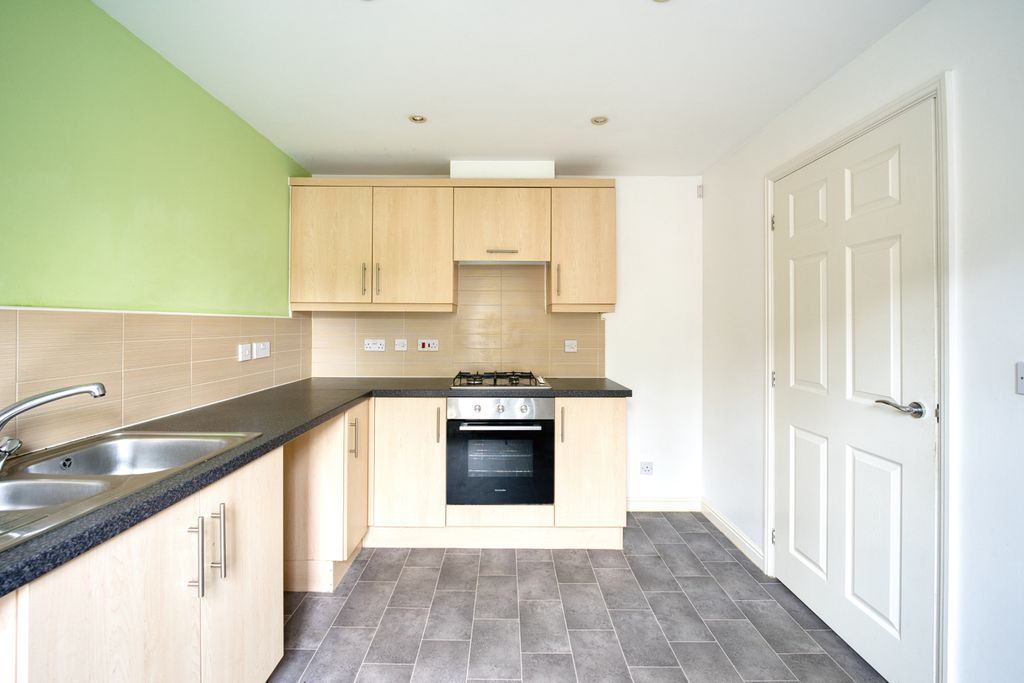 Property photo 2 of 17 Gallery