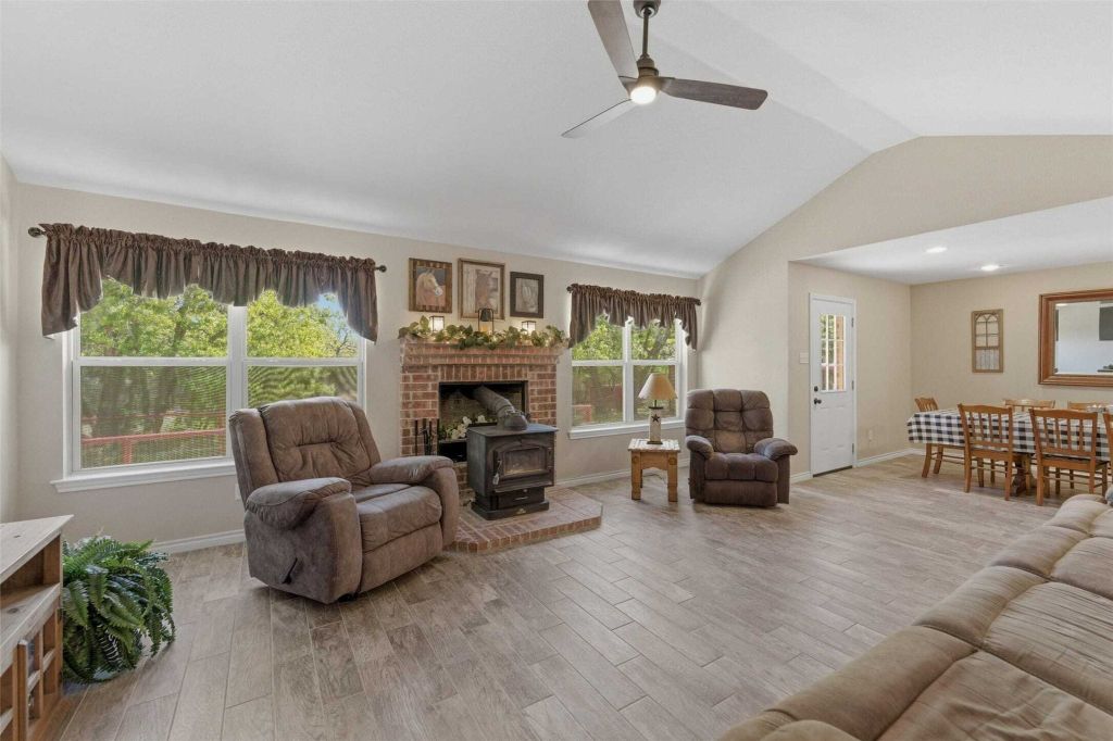 Property photo 3 of 31 <Alttext/>