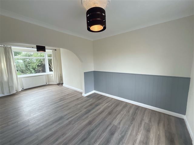 Property photo 2 of 21 Living/Dining Room