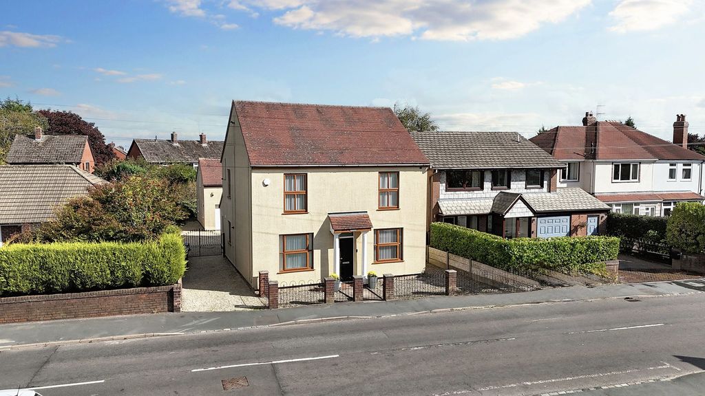 Property photo 1 of 35