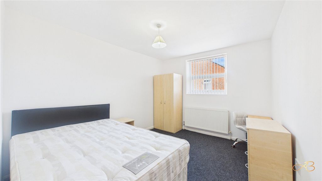 Property photo 1 of 4 Picture No. 05