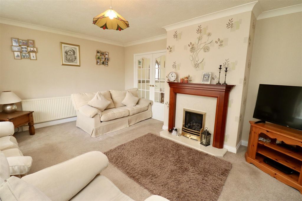 Property photo 2 of 15 Img_1455.Jpg