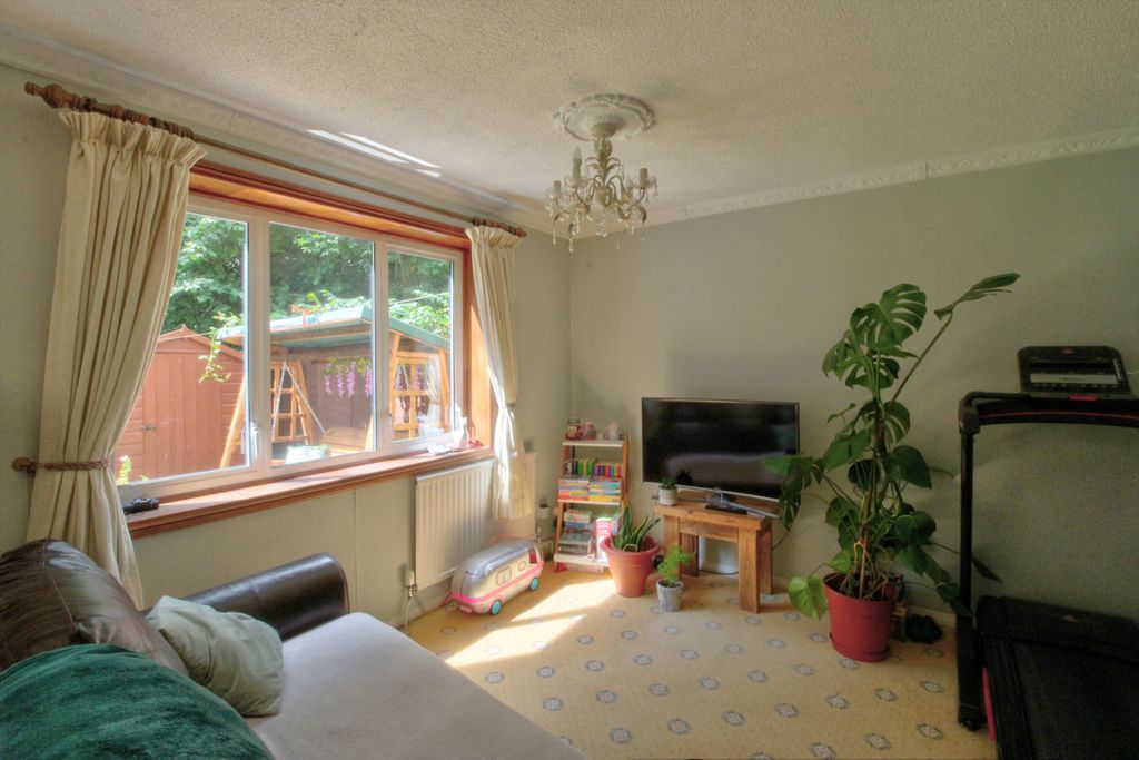 Property photo 2 of 24