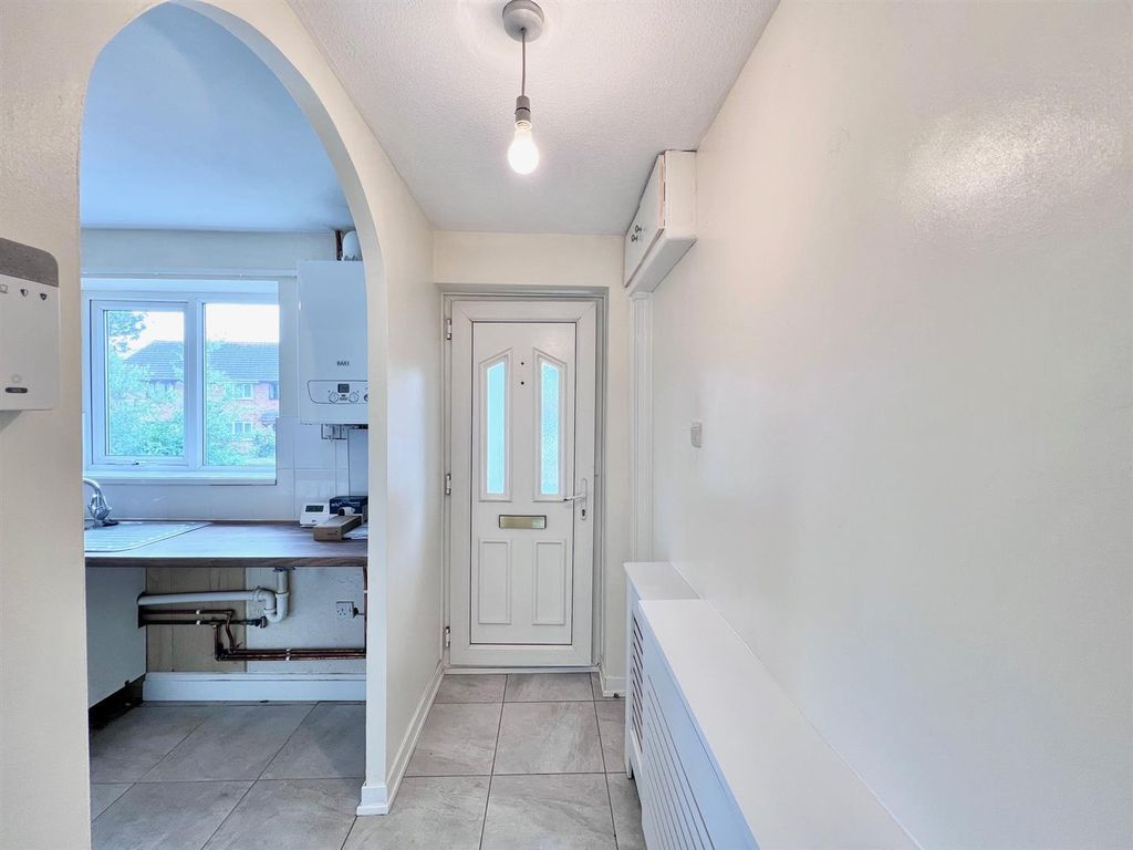 Property photo 3 of 10 Entrance.Jpg