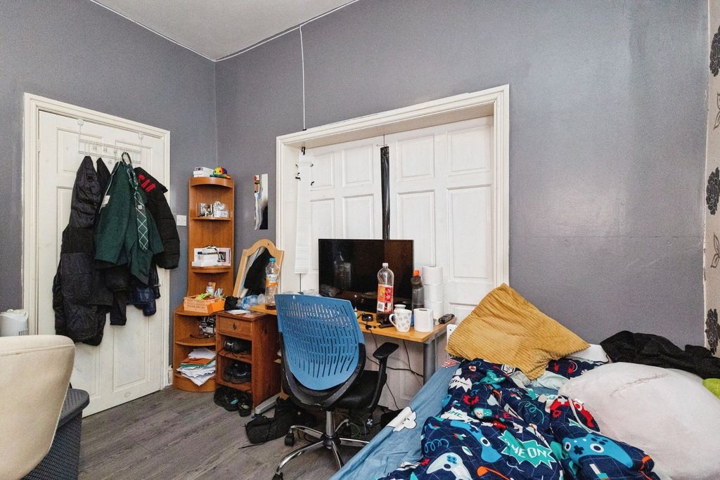 Property photo 2 of 15 Pbox-Img.Jpg