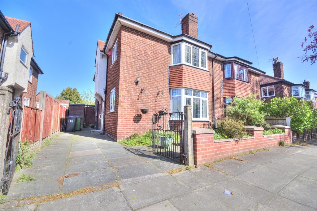 Property photo 1 of 17 Dsc_4402_Enhancer.Jpg