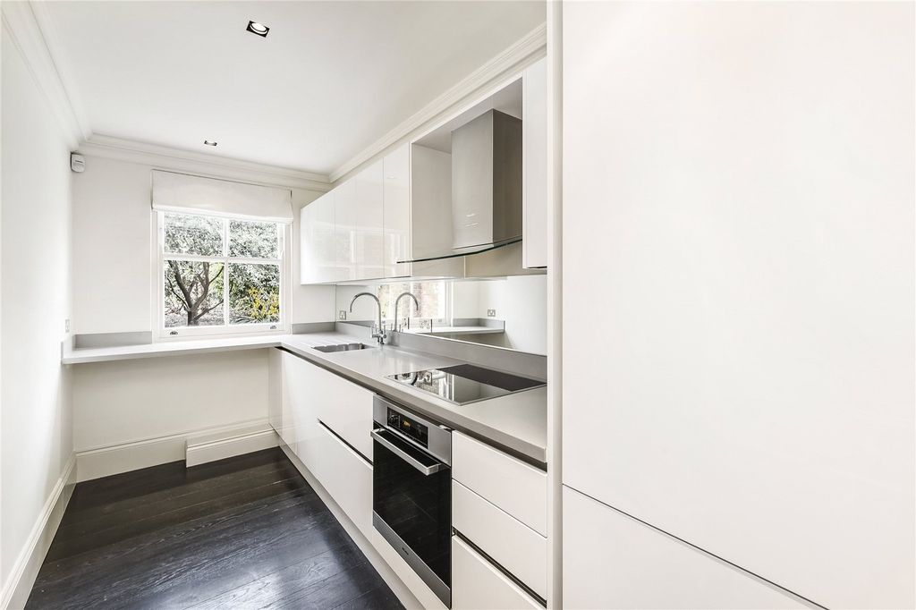 Property photo 3 of 12 Picture No. 04
