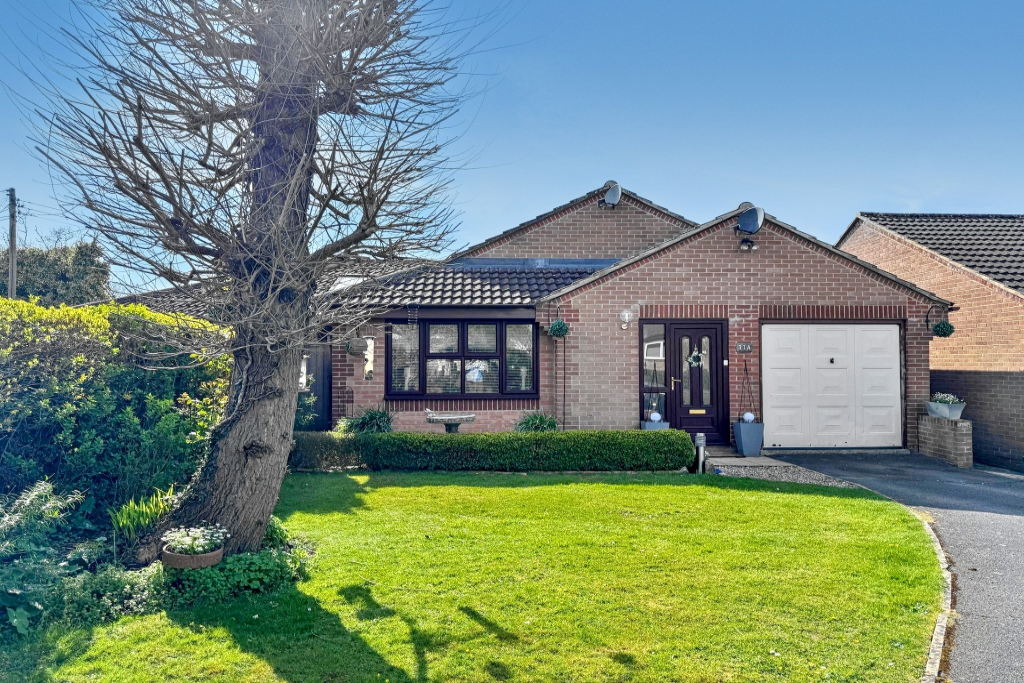 Property photo 1 of 14 Ipfrontportalsize