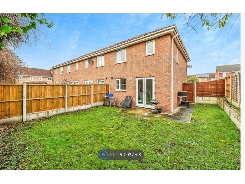 Property photo 2 of 14