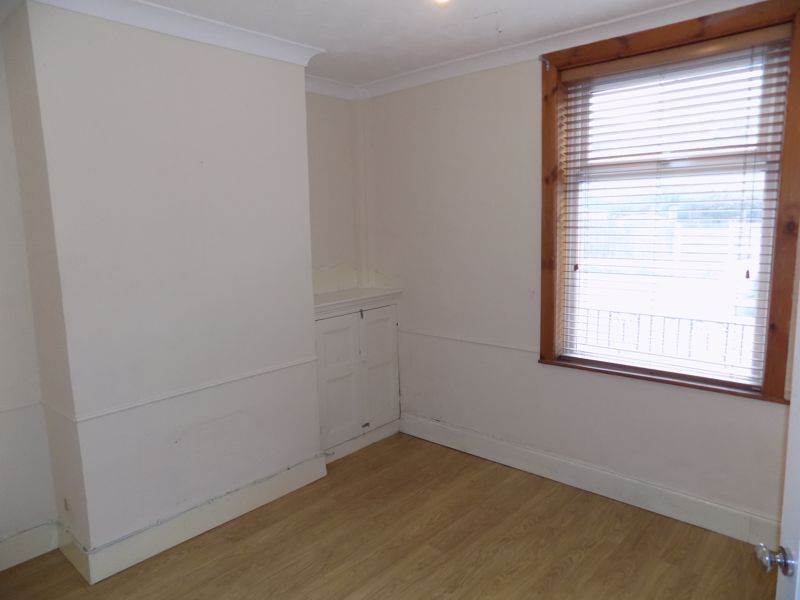 Property photo 3 of 10 Photo 11