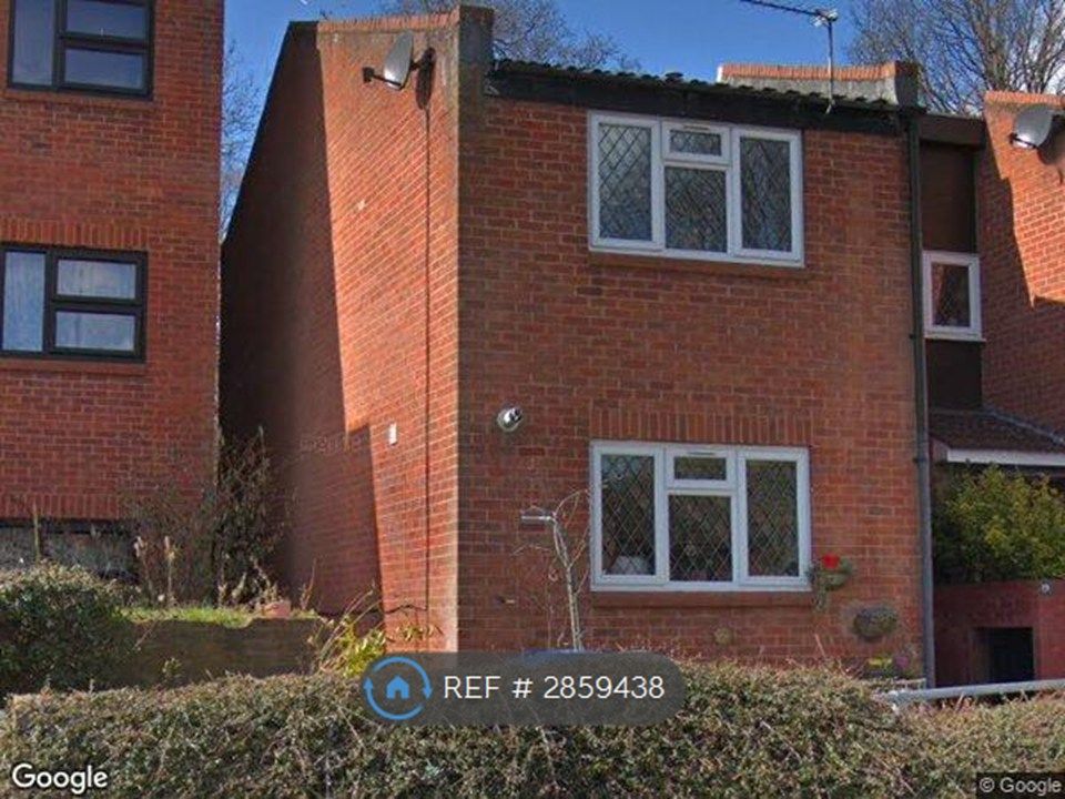 Property photo 2 of 13 Front Garden