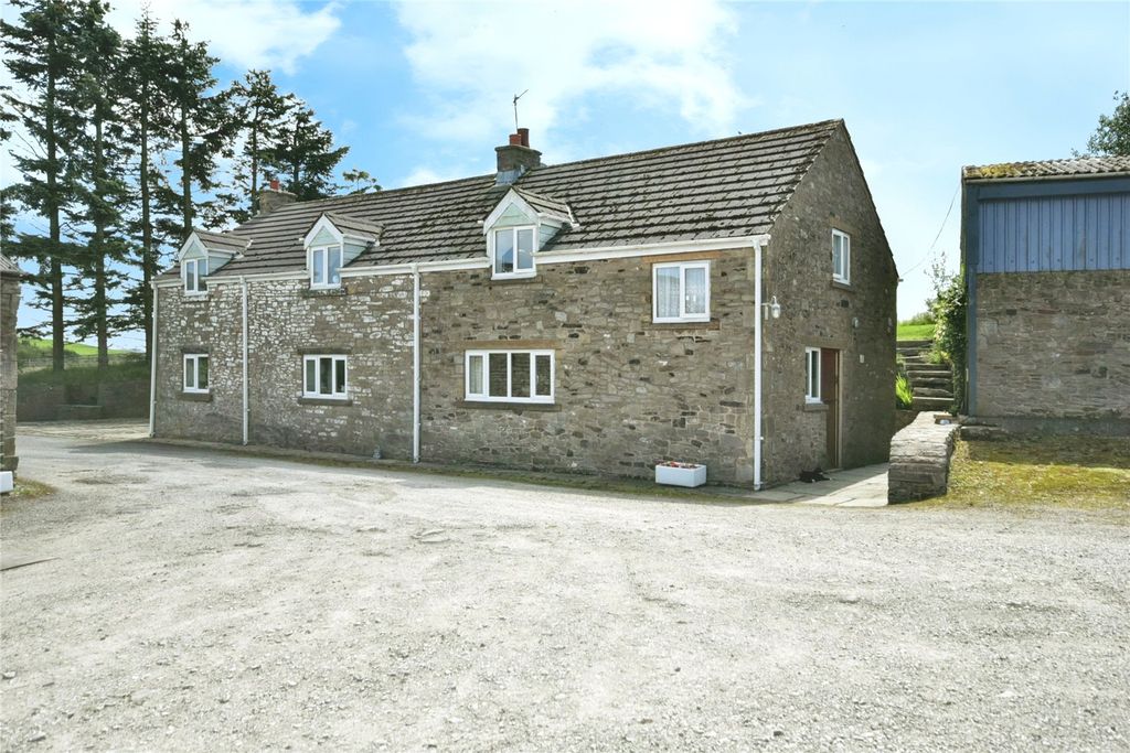 Property photo 2 of 16 Main Framhouse