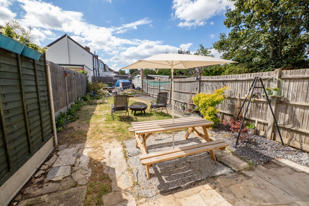 Property photo 3 of 16 Picture No. 03