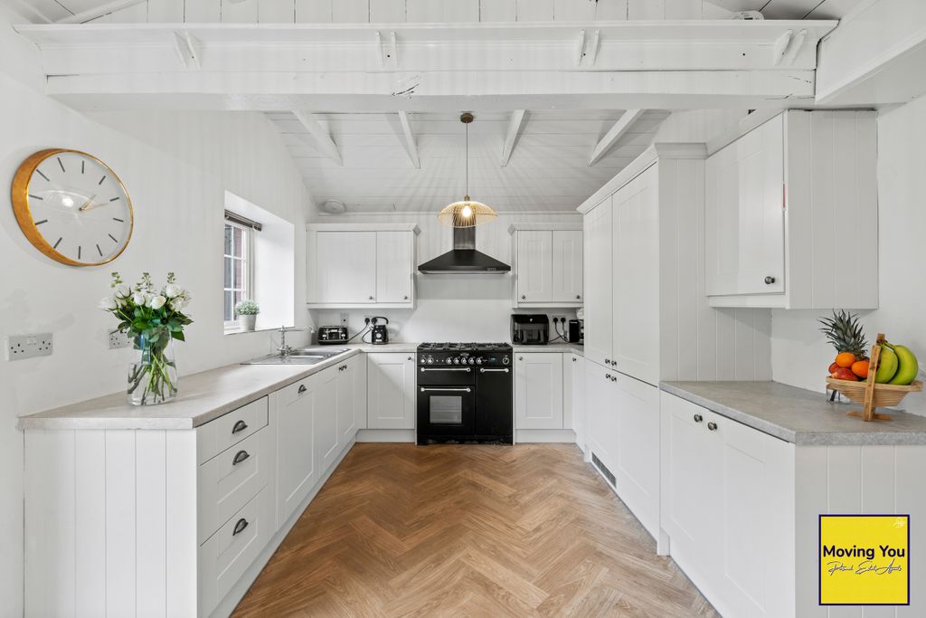 Property photo 2 of 33 Photo 2