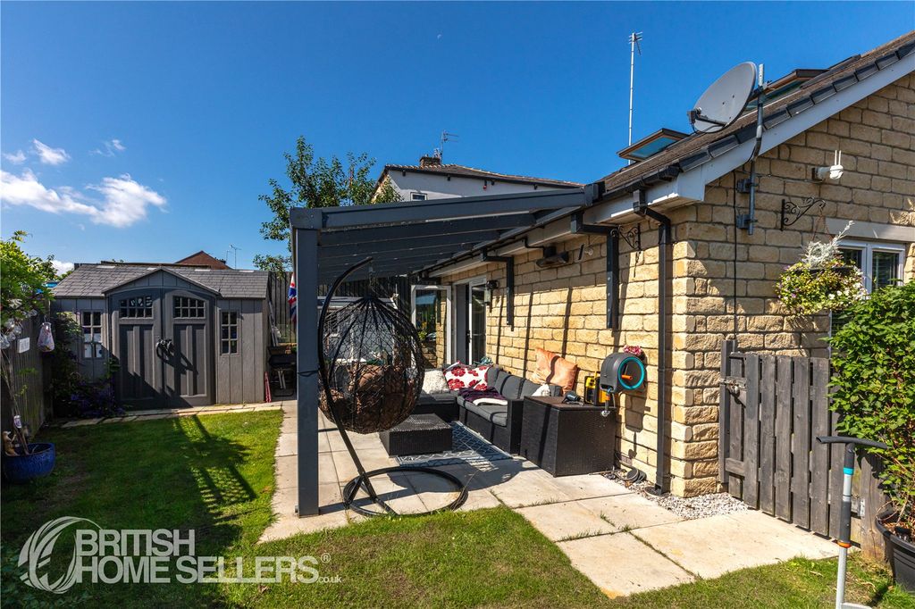 Property photo 2 of 19 Picture No. 36