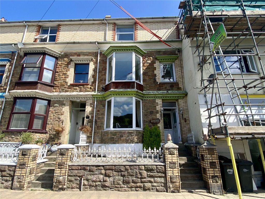 Property photo 1 of 18 Picture No. 32