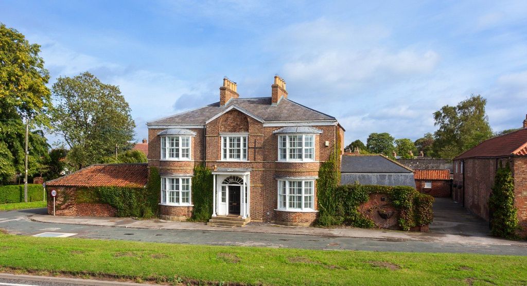 Property photo 1 of 25 Front Elevation