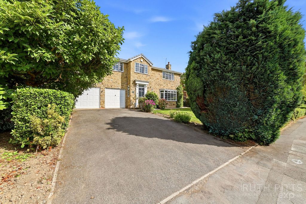 Property photo 1 of 45