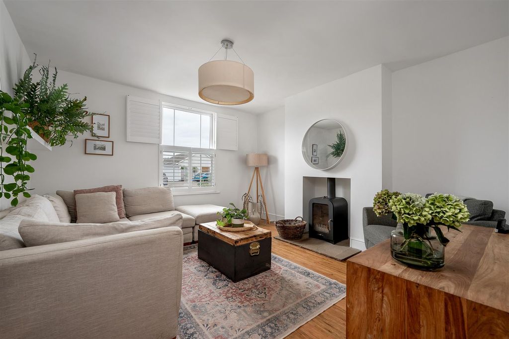 Property photo 3 of 30 67 Main Street Web Ph-28.Jpg